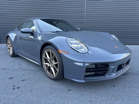 New 2026 Porsche 911 Carrera 4S image 7