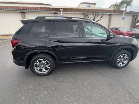 Certified 2023 Honda Passport TrailSport image 9