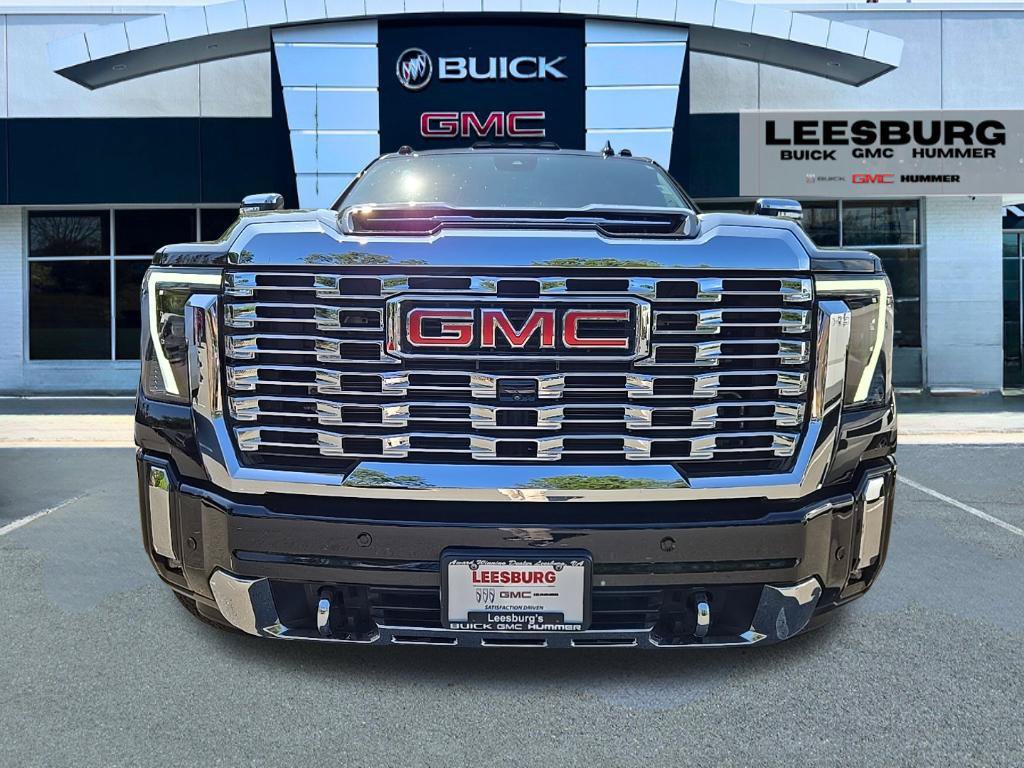 Used 2024 GMC Sierra 2500 Denali w/ Denali Reserve Package AWD/4WD image 2