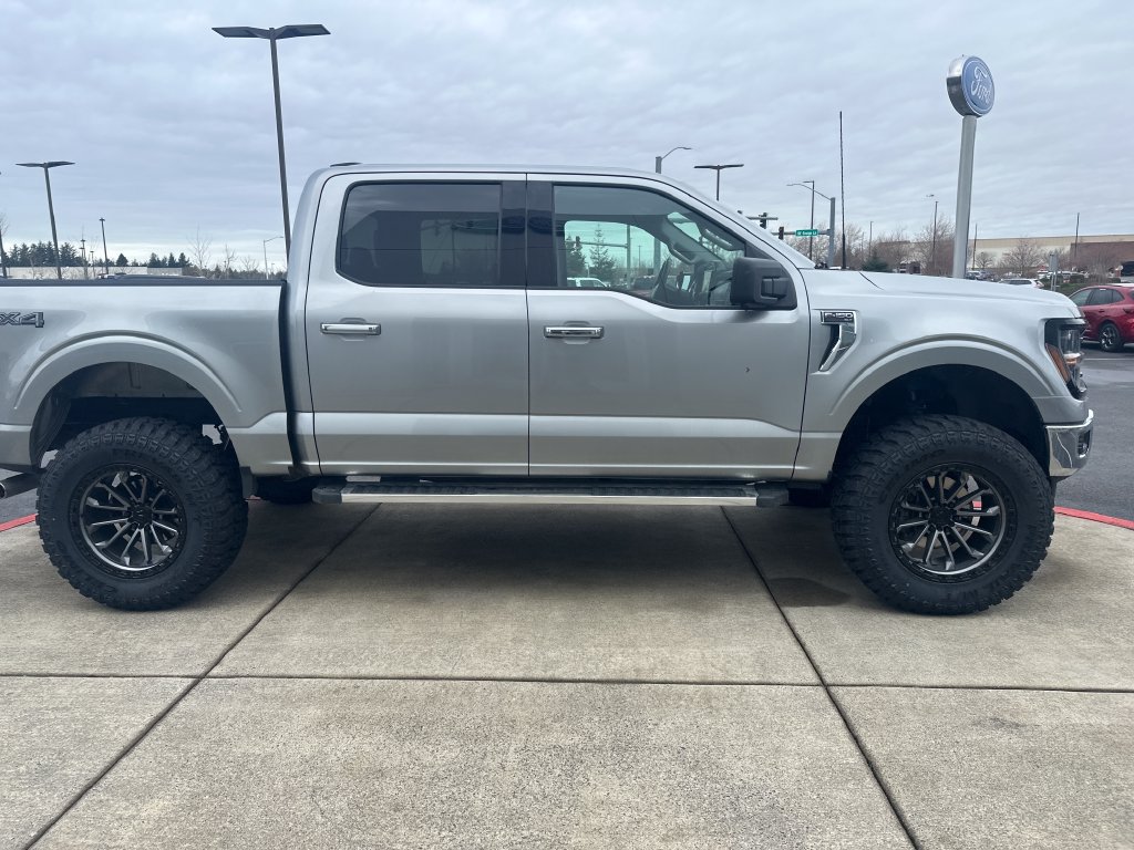 Used 2024 Ford F150 XLT w/ Tow/Haul Package AWD/4WD image 5
