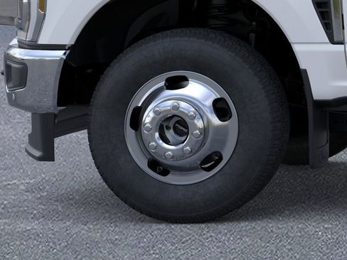 New 2026 Ford F350 Lariat AWD/4WD image 19