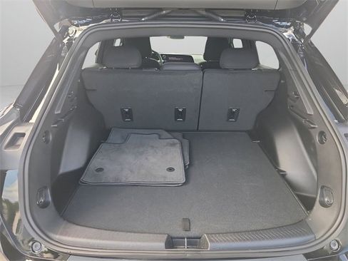 New 2026 Chevrolet Equinox EV LT image 32