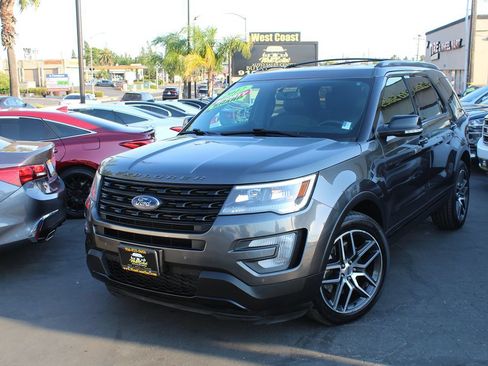 Used 2017 Ford Explorer Sport AWD/4WD image 41