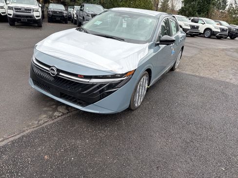 New 2026 Nissan Sentra SR w/ SR Premium Package image 6