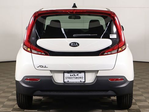 Used 2021 Kia Soul LX FWD image 9