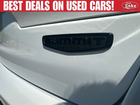 Used 2025 Jeep Grand Cherokee L Summit AWD/4WD image 41