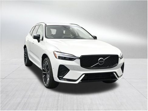 New 2026 Volvo XC60 B5 Ultra w/ Protection Package Premier AWD/4WD image 7