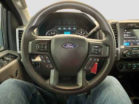 Used 2019 Ford F150 XLT image 14