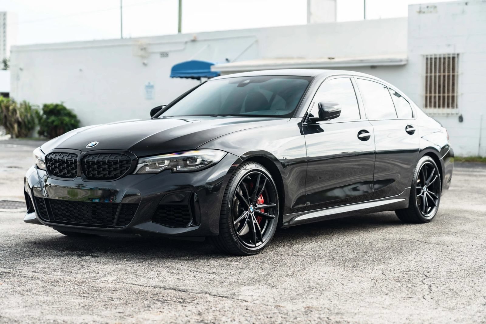 Used 2022 BMW M340i RWD image 11