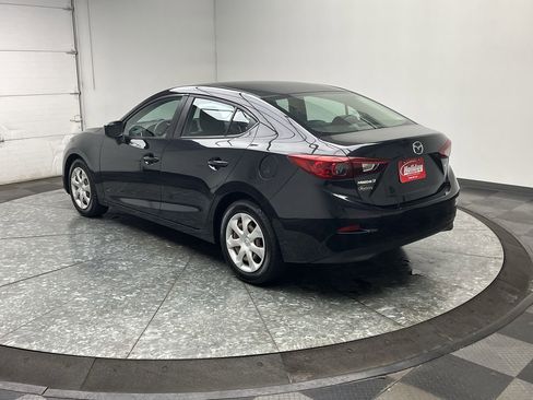Used 2015 MAZDA MAZDA3 i Sport image 2