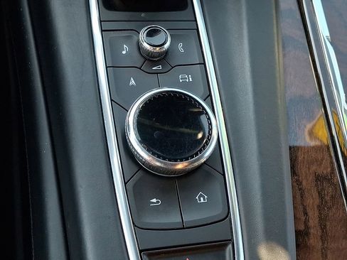 Used 2022 Cadillac Escalade ESV Sport Platinum image 28