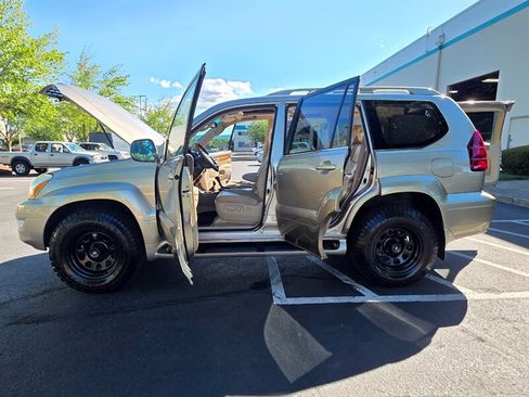 Used 2004 Lexus GX 470 AWD/4WD image 23