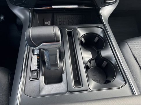 New 2025 Ford F150 Lariat w/ Equipment Group 501A Mid image 27