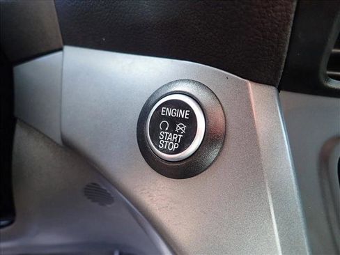 Used 2019 Ford Escape SE image 21