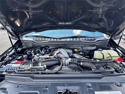 Used 2021 Ford F350 Platinum w/ Tremor Off-Road Package image 40