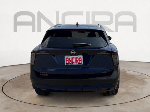 Used 2026 Nissan Kicks SR FWD image 9