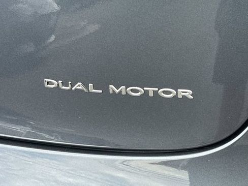 Used 2022 Tesla Model 3 Long Range AWD/4WD image 29