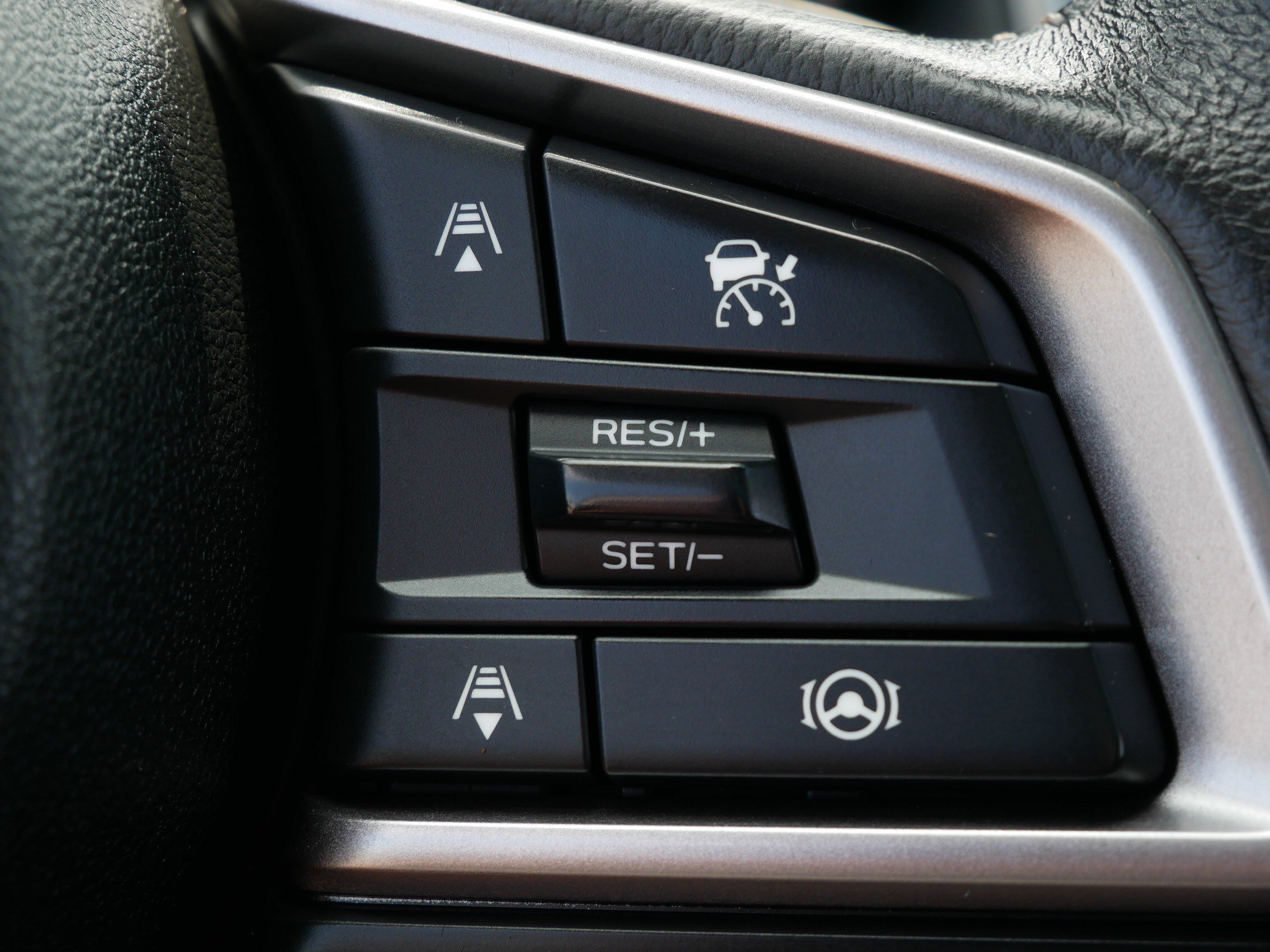 Certified 2025 Subaru Outback Limited AWD/4WD image 30
