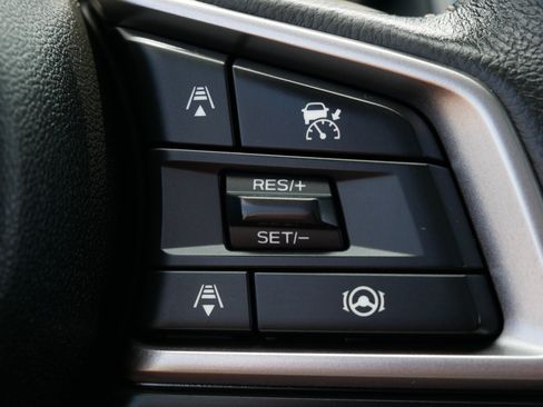 Certified 2025 Subaru Outback Limited AWD/4WD image 30