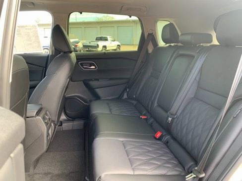 New 2026 Nissan Rogue Platinum image 25