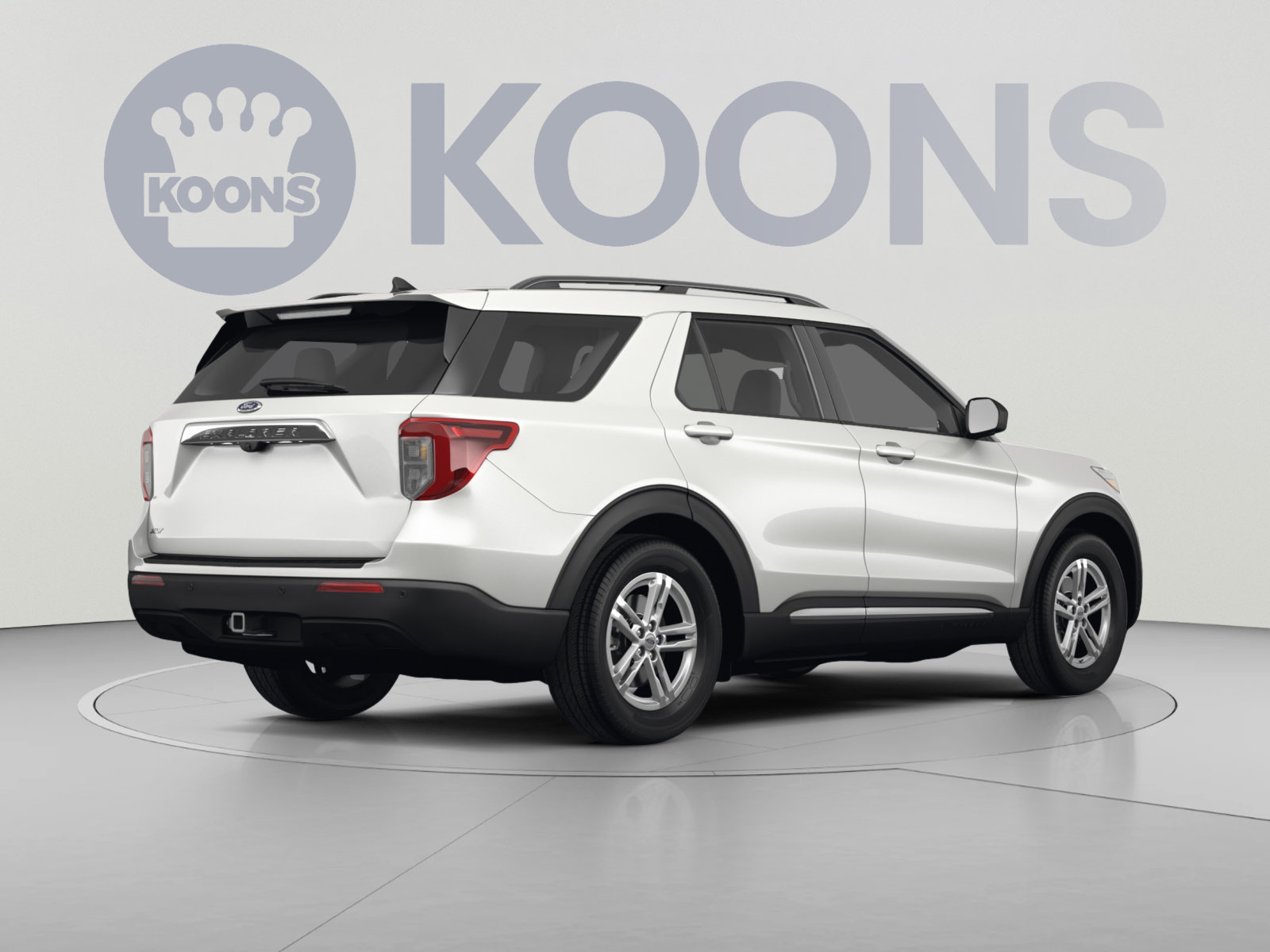 Used 2022 Ford Explorer XLT w/ Equipment Group 202A AWD/4WD image 4