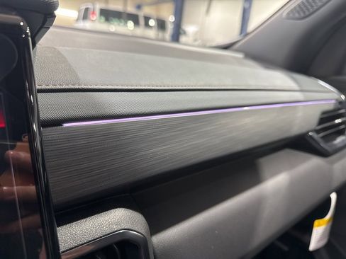 New 2026 GMC Acadia AT4 w/ LPO, Floor Liner Package image 29