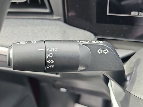 New 2026 Nissan Kicks SV w/ Charging Package image 29