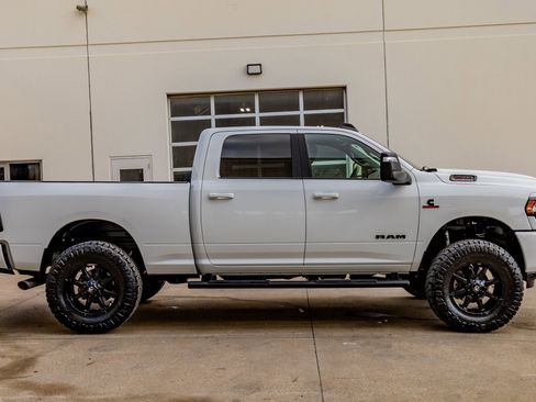 Used 2024 RAM 2500 Big Horn w/ Night Edition image 11