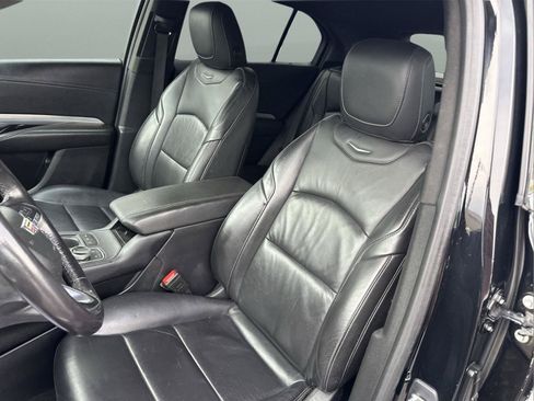 Used 2020 Cadillac XT4 Premium Luxury FWD image 14