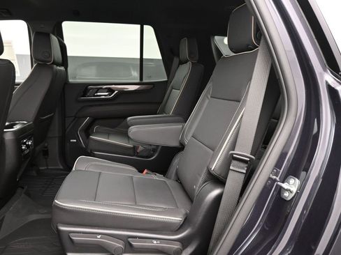 New 2026 GMC Yukon Elevation image 25