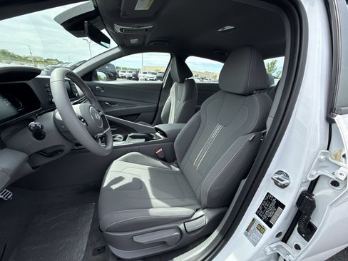 New 2026 Hyundai Elantra Sport FWD image 11