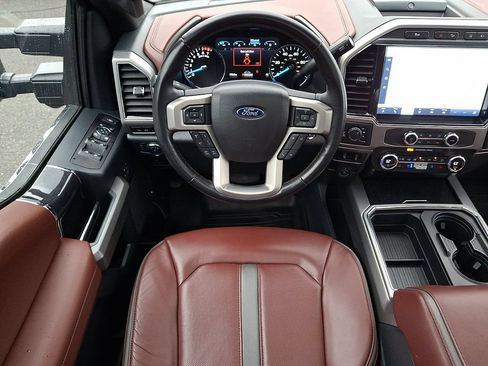 Certified 2022 Ford F350 Platinum w/ FX4 Off-Road Package AWD/4WD image 12