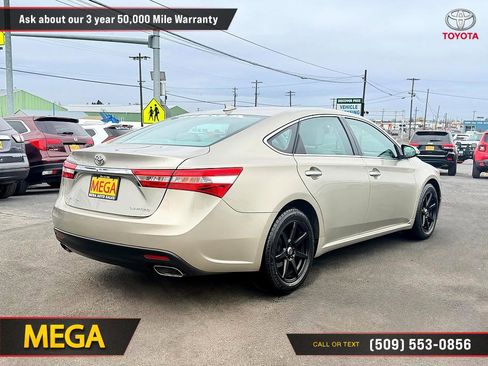 Used 2014 Toyota Avalon Limited w/ Technology Package image 12