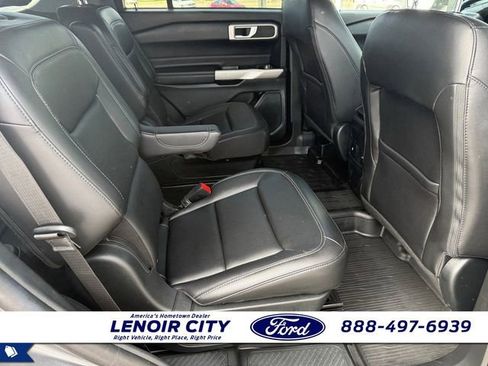 Used 2023 Ford Explorer XLT w/ Equipment Group 202A image 13