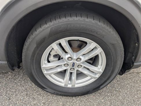 Used 2022 Ford Explorer 2WD image 11