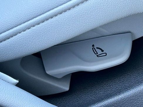 Used 2025 Audi Q5 Prestige image 55