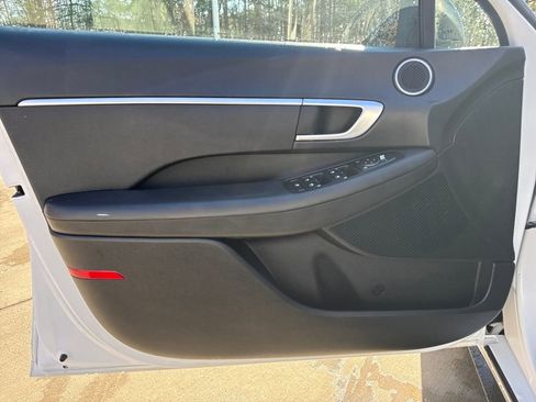 Used 2023 Hyundai Sonata SE image 14