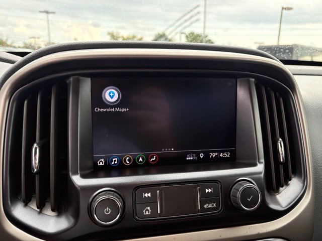 Used 2022 Chevrolet Colorado Z71 w/ Z71 Midnight Edition AWD/4WD image 18