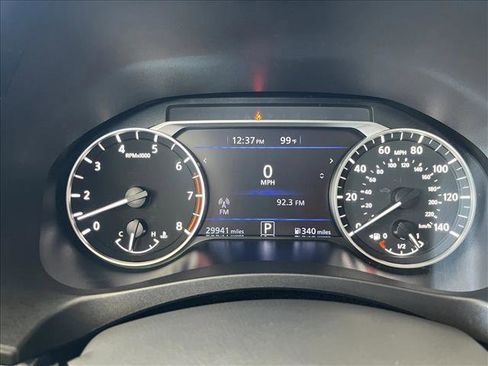 Used 2025 Nissan Altima 2.5 SV FWD image 14