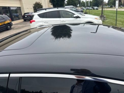 Used 2023 Lexus ES 250 w/ Premium Package AWD/4WD image 5