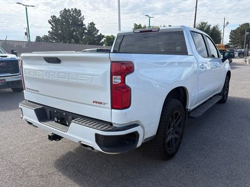 Used 2023 Chevrolet Silverado 1500 RST w/ Z71 Off-Road Package AWD/4WD image 4