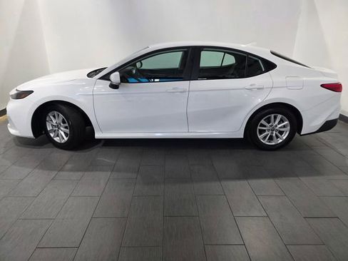 Used 2026 Toyota Camry LE FWD image 2