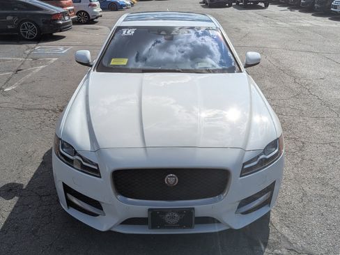 Used 2016 Jaguar XF R-Sport image 4