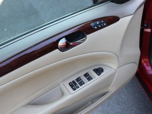 Used 2006 Buick Lucerne CXL w/ Luxury Package FWD image 11