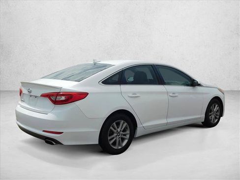 Used 2015 Hyundai Sonata SE FWD image 5
