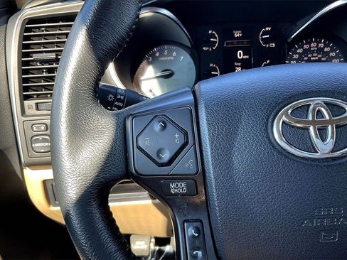 Used 2022 Toyota Sequoia SR5 image 18