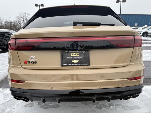 Used 2024 Audi SQ8 Premium Plus w/ 23" Wheel Package image 9