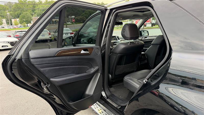 Used 2014 Mercedes-Benz ML 350 4MATIC image 35