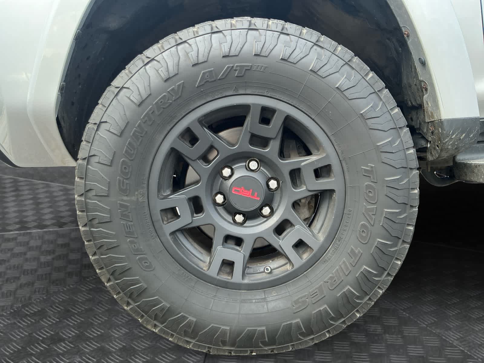 Used 2021 Toyota 4Runner Venture w/ Moonroof Package AWD/4WD image 14
