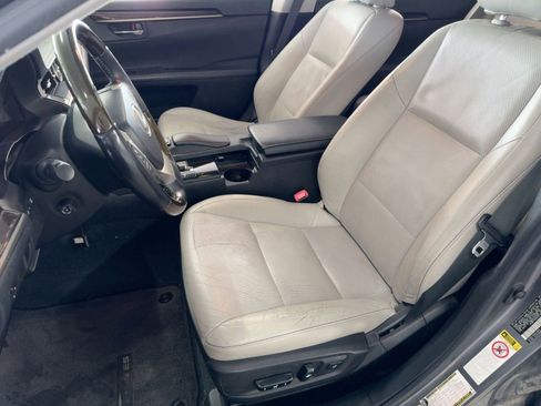 Used 2013 Lexus ES 350 4dr Sdn image 5